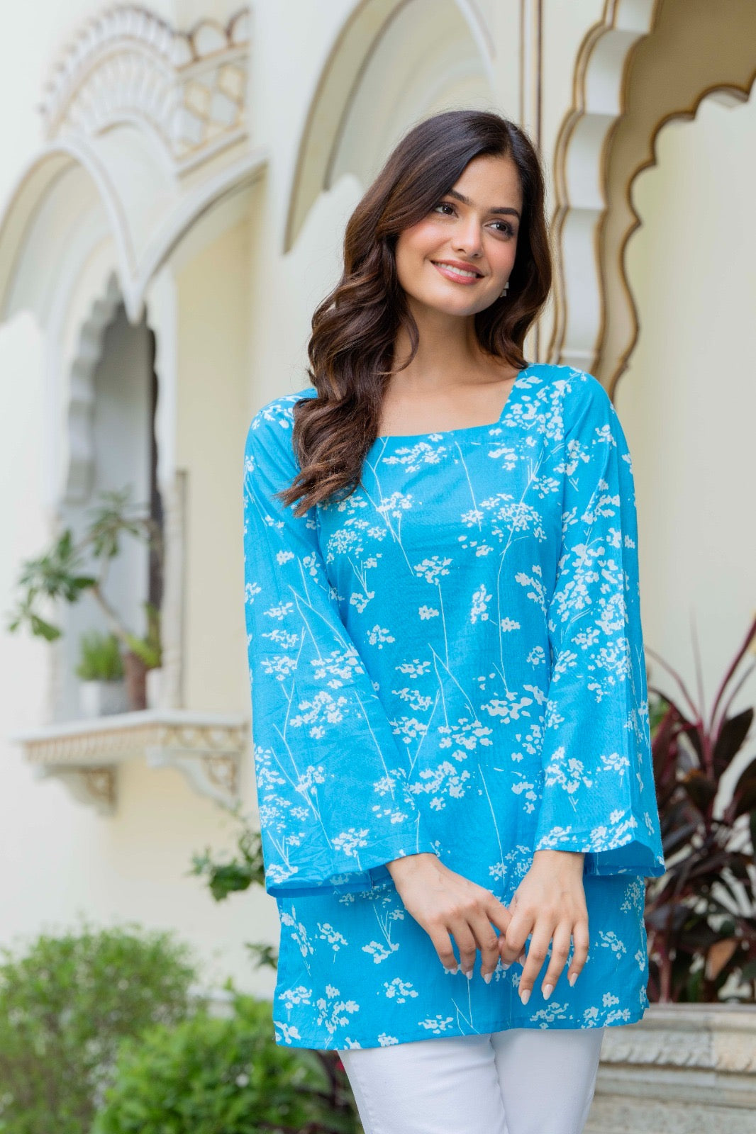 Sky Blue Floral Sprig Cotton Square Neck Kurti